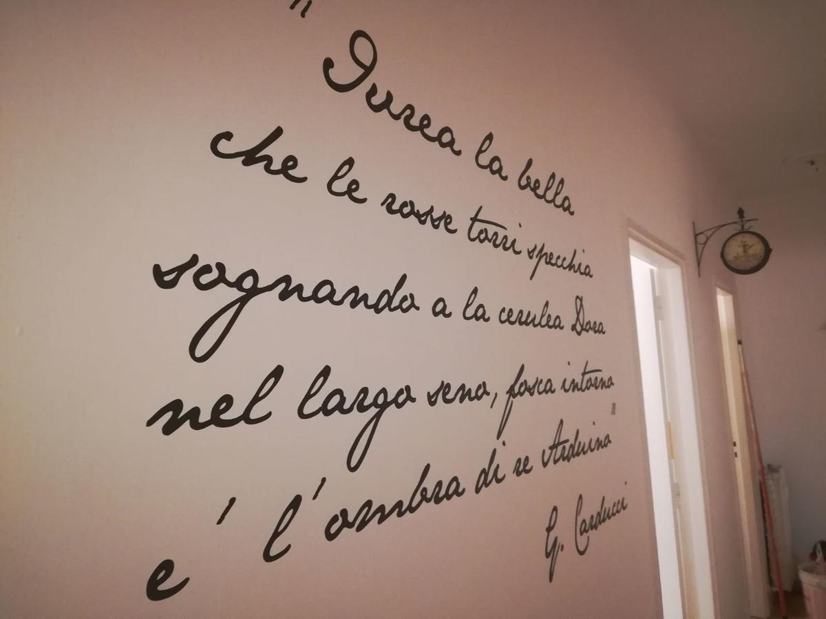 فندق Ivrea La Bella المظهر الخارجي الصورة